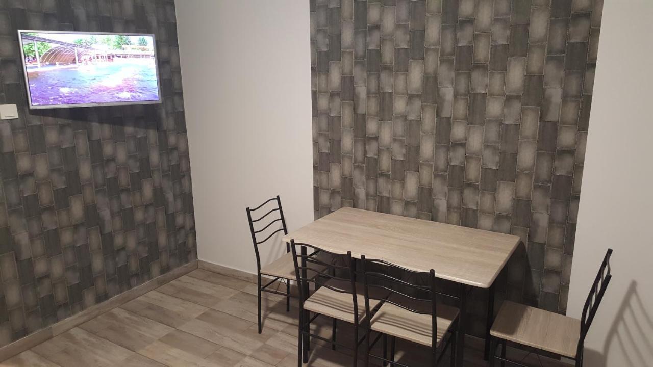 Illaberek Apartmanok Hajduszoboszlo Exterior photo