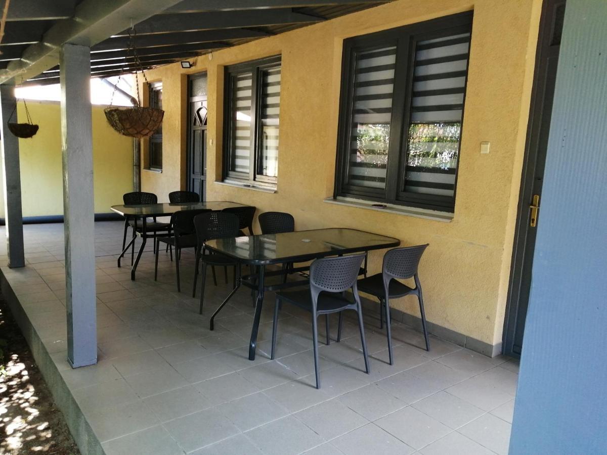 Illaberek Apartmanok Hajduszoboszlo Exterior photo